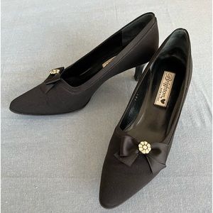 Brighton pump heel Size 8
